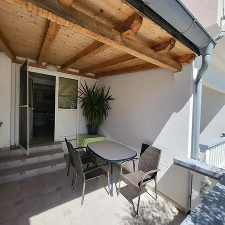 Haus Marko - 2 * Ražanac