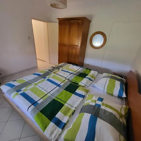 Haus Marko - 2 Ražanac